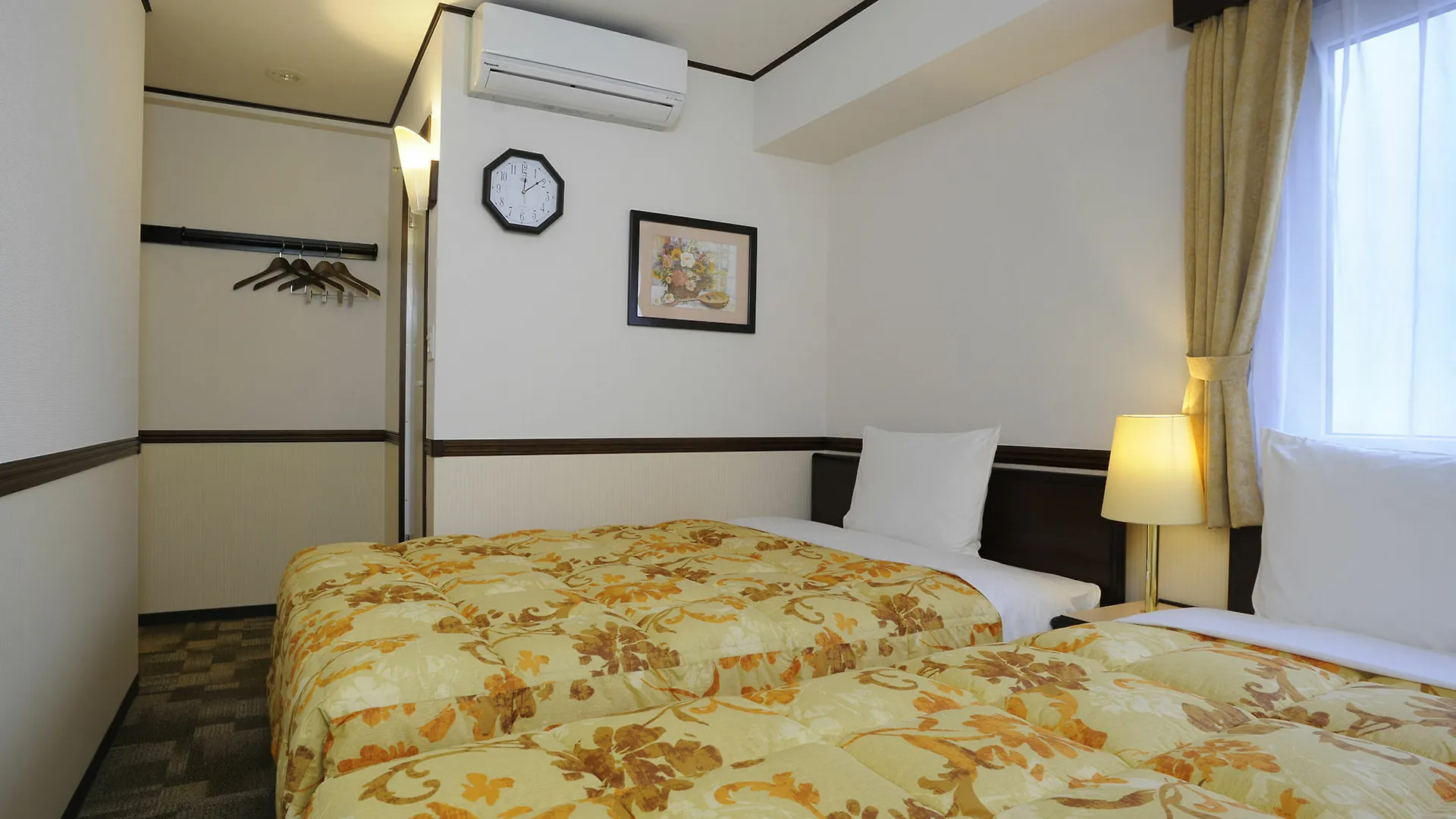 Toyoko Inn Osaka Shinsaibashi Nishi